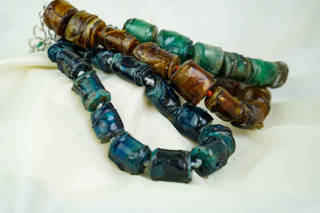 COLLAR ORUGA PERLONES