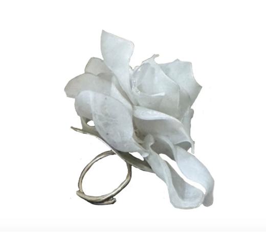 ANILLO PEONIA BLANCO