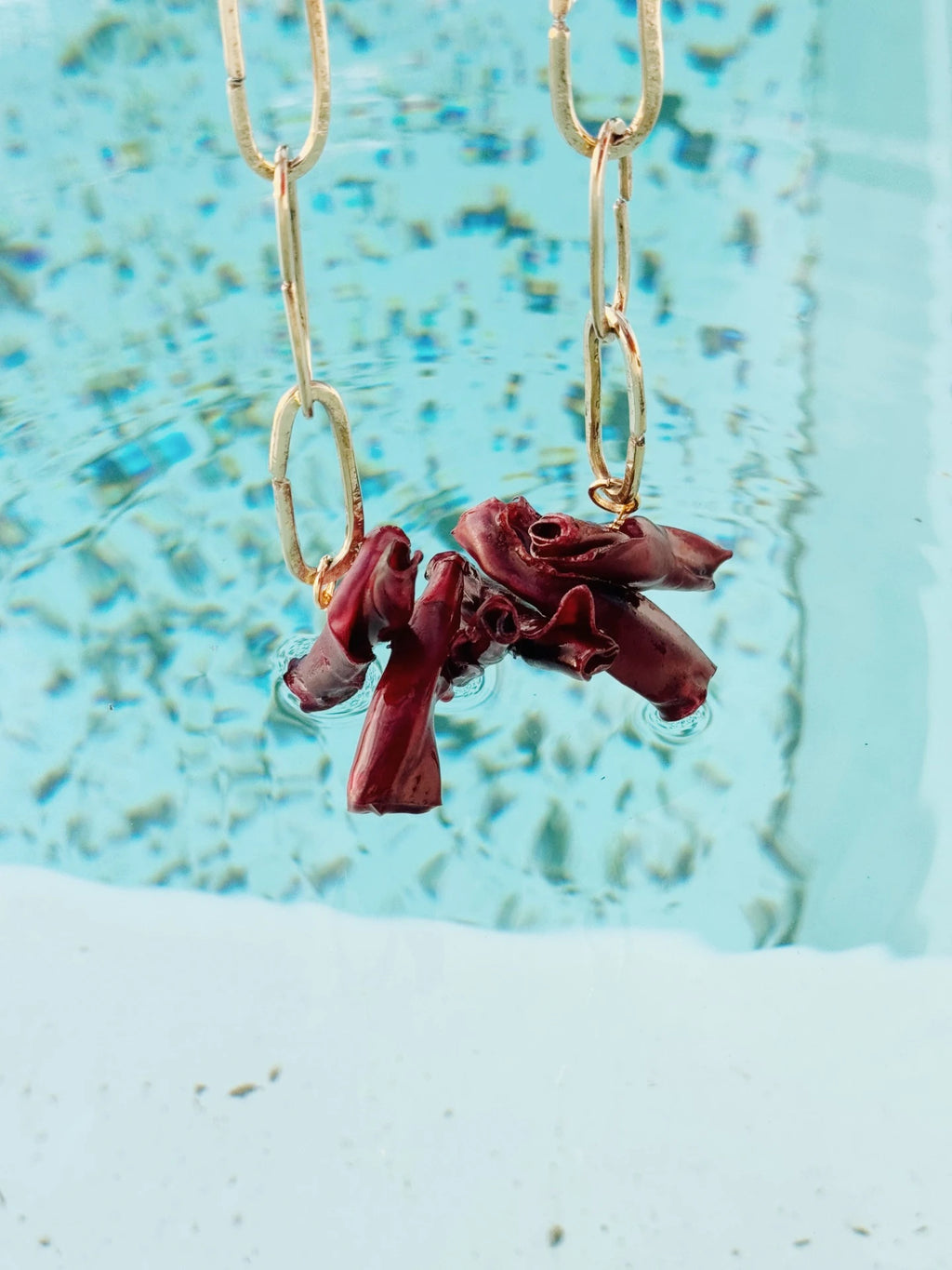COLLAR CORAL ROJO