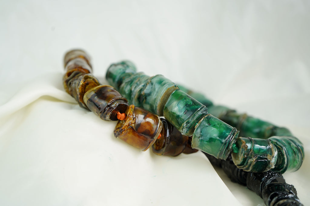 COLLAR ORUGA PERLONES