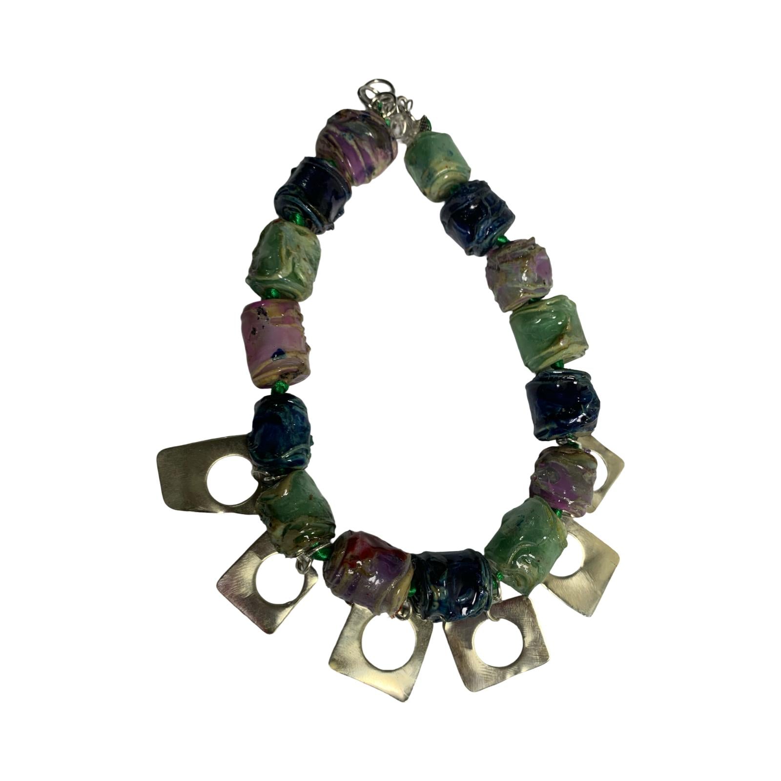 COLLAR ORUGA VERANO LAVANDA